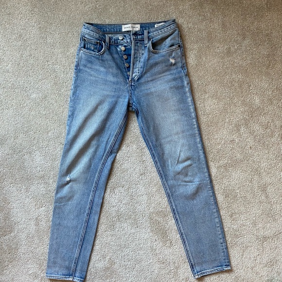 Denim Forum/ The Yoko High Rise Slim Jean - Picture 2 of 4
